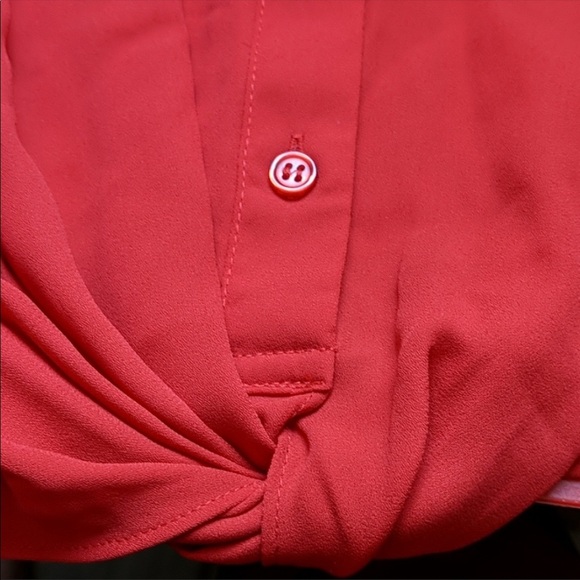 NWT INC International Concepts - Red Twist Front Blouse - 1X - Picture 7 of 7